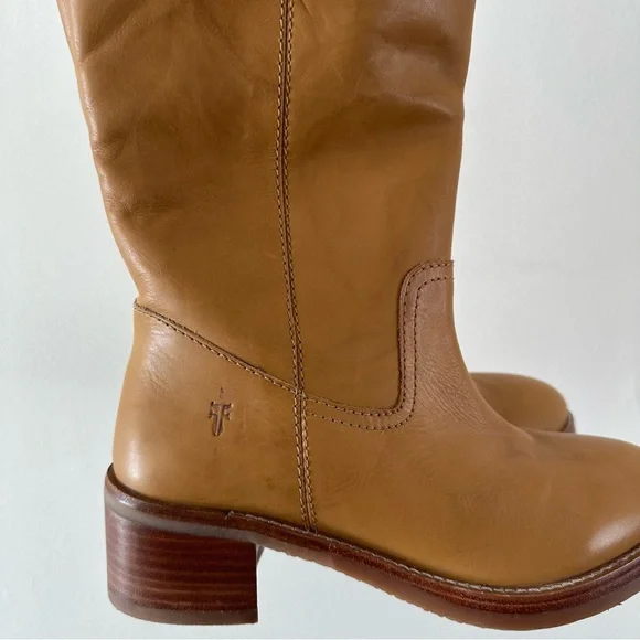 New FRYE Banana Camryn Tall Pull On Boots Sz 7
